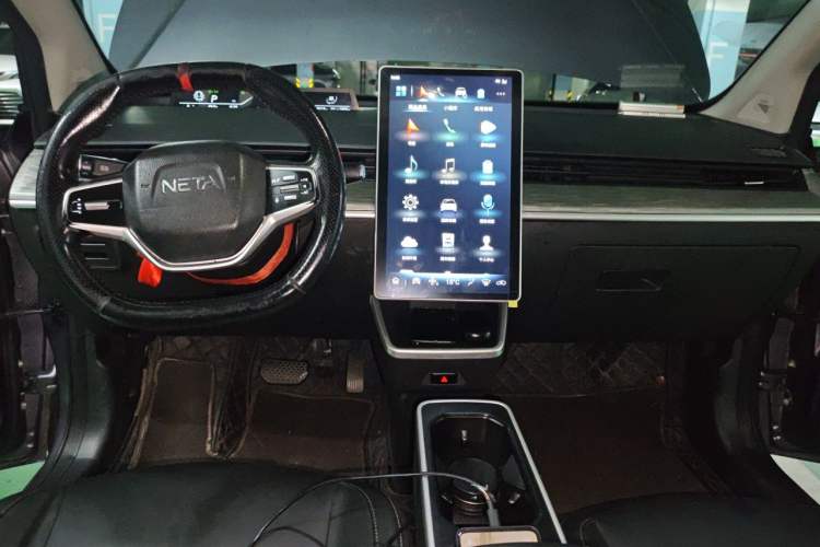 Used NETA V 2022 Chao 400 Lite Center Console
