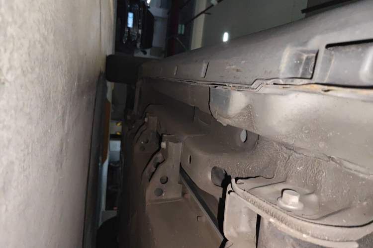 Used NETA V 2022 Pro Long-Range Smart Edition Chassis Rear Left