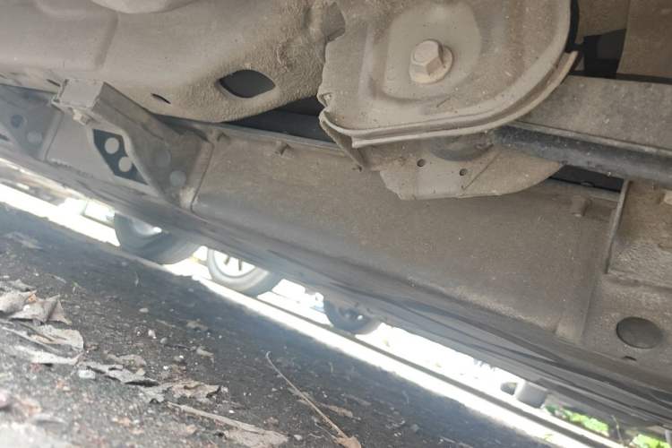 Used NETA V 2022 Long-Range Industry Custom Edition Chassis Rear Left