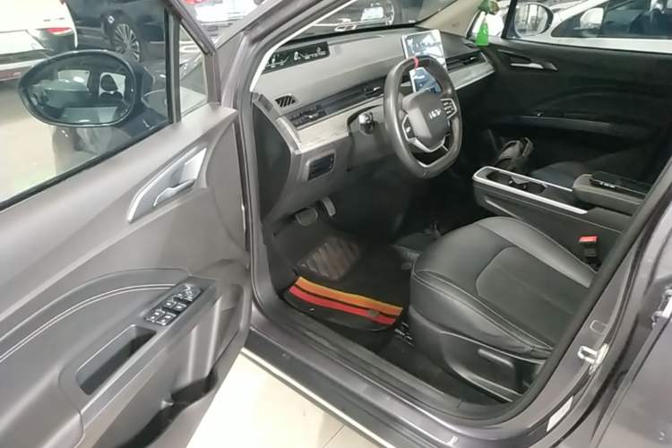 Used NETA V 2022 Chao 400 Lite Driver Seat