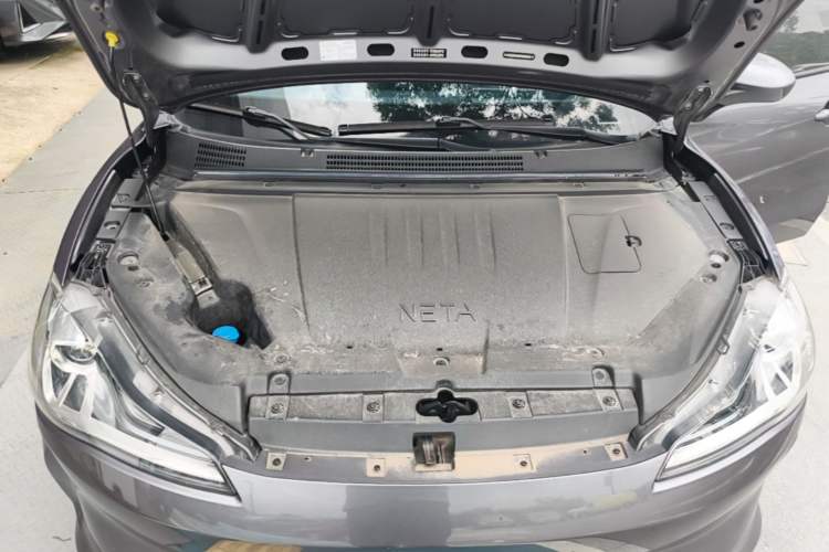 Used NETA V 2022 Chao 400 Engine Bay