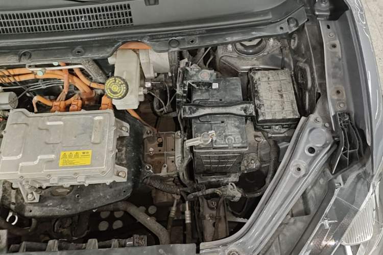 Used NETA V 2022 Chao 400 Lite Engine Bay Left