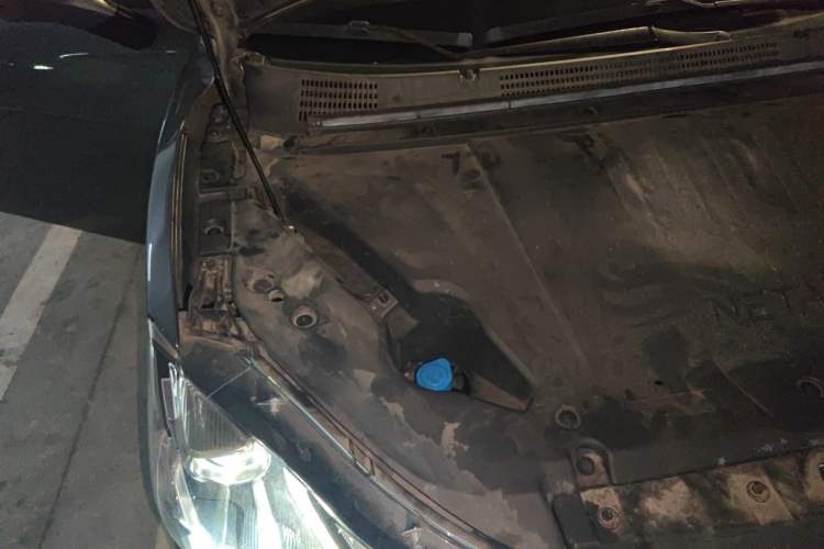 Used NETA V 2022 Pro Long-Range Smart Edition Engine Bay Right