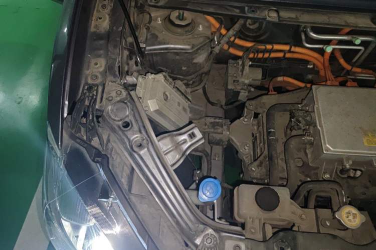 Used NETA V 2022 Chao 400 Lite Engine Bay Right