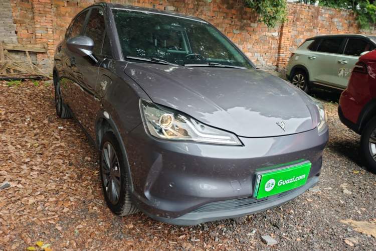 Used NETA V 2022 Pro Long-Range Smart Edition Front Right 45 Deg
