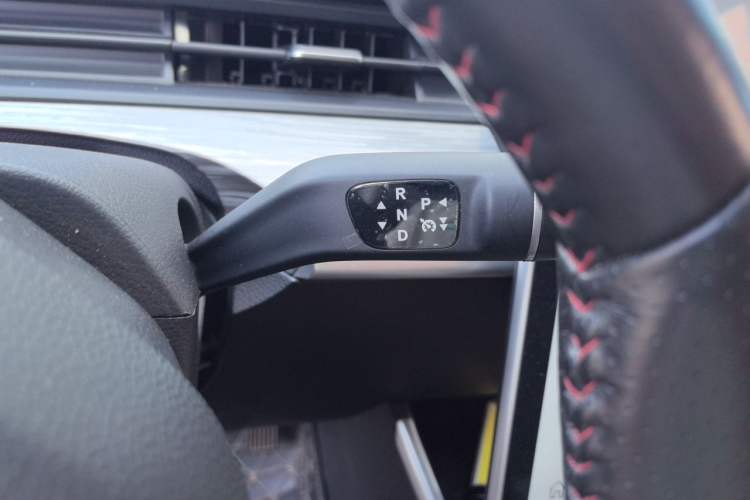 Used NETA V 2022 Chao 400 Lite Gear Lever