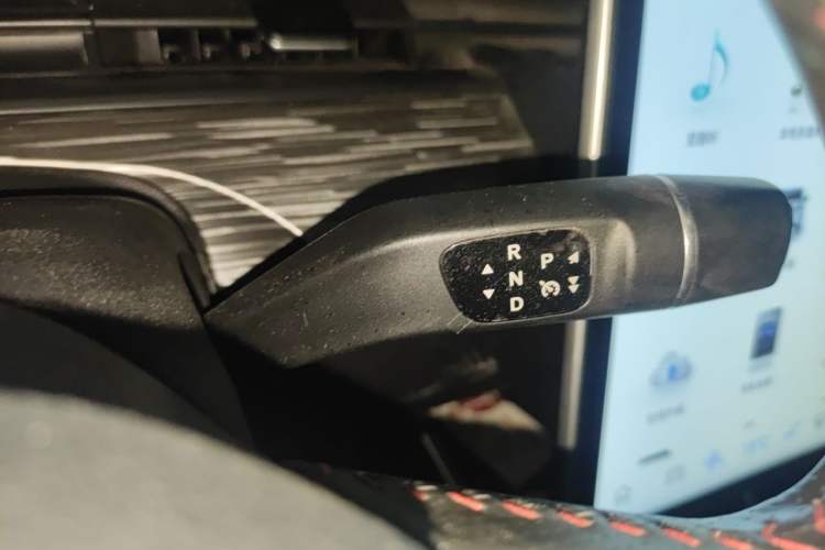 Used NETA V 2022 Chao 400 Lite Gear Lever