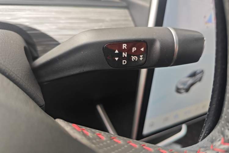 Used NETA V 2022 Chao 400 Lite Gear Lever