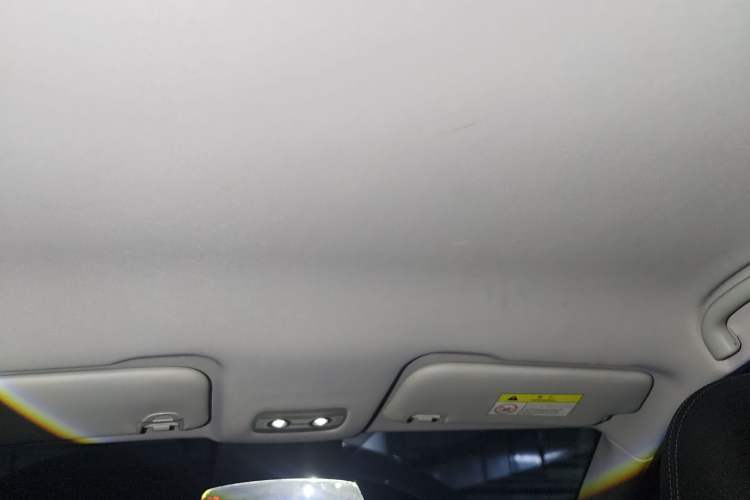 Used NETA V 2022 Chao 300 Lite Lithium Iron Phosphate Headliner