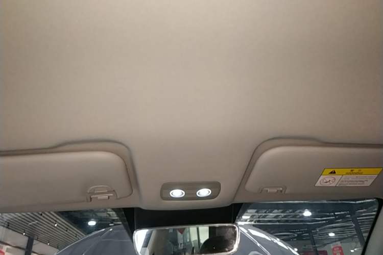 Used NETA V 2022 Chao 400 Lite Headliner