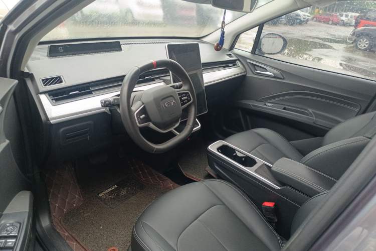 Used NETA V 2022 Chao 400 Lite Interior 2