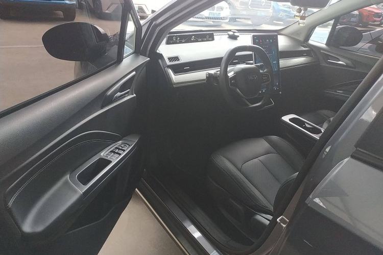 Used NETA V 2022 Chao 400 Lite Interior 3