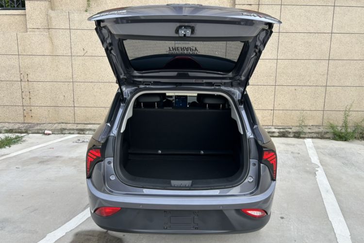 Used NETA V 2022 Pro Long-Range Smart Edition Interior 5