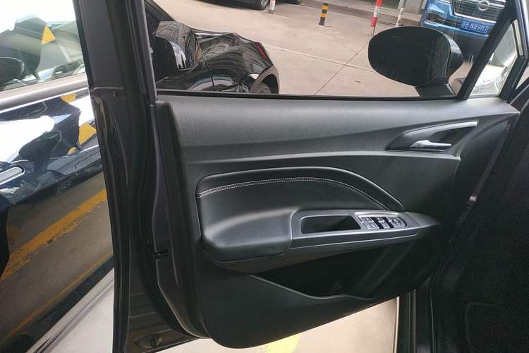 Used NETA V 2022 Chao 400 Lite Interior 7