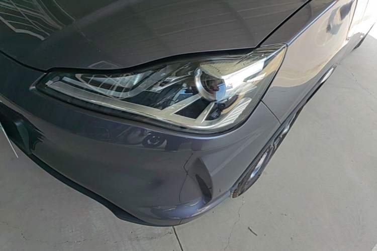 Used NETA V 2022 Chao 300 Lite Ternary Lithium Left Front Headlight