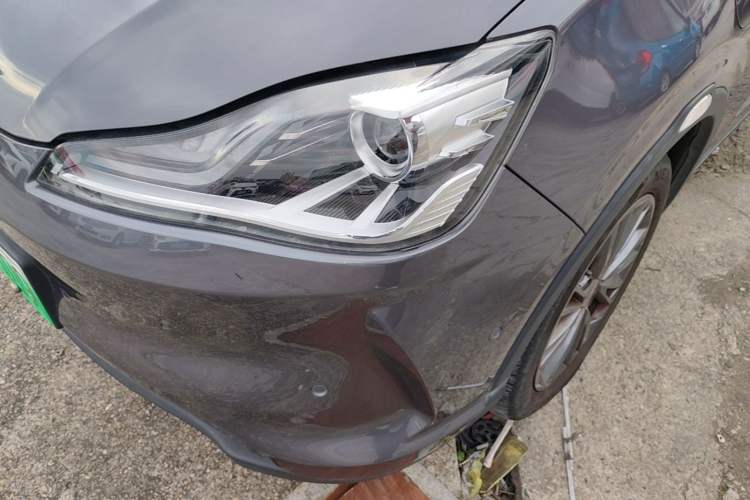 Used NETA V 2022 Pro Long-Range Smart Edition Left Front Headlight