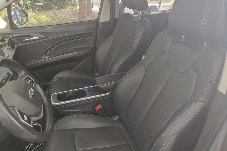 Used NETA V 2022 Chao 400 Lite Left Front Seat