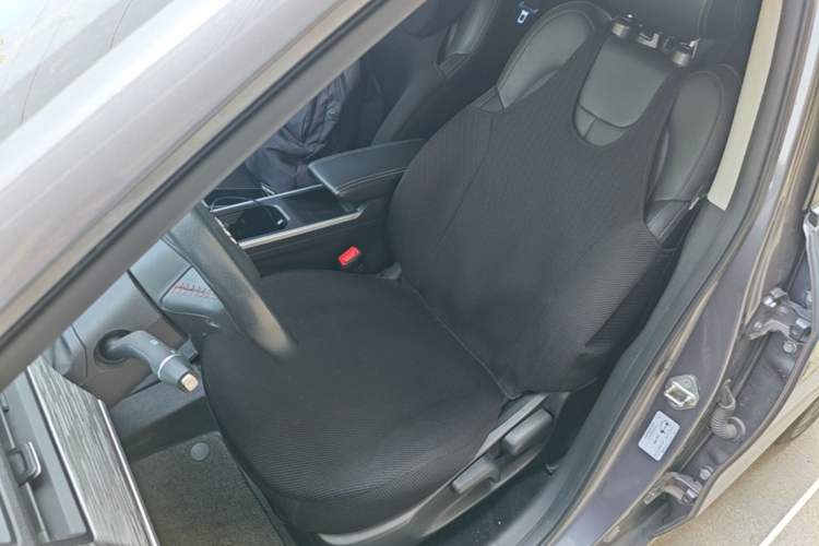 Used NETA V 2022 Chao 400 Lite Left Front Seat