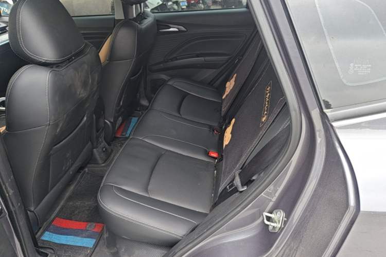 Used NETA V 2022 Chao 400 Lite Left Rear Seat