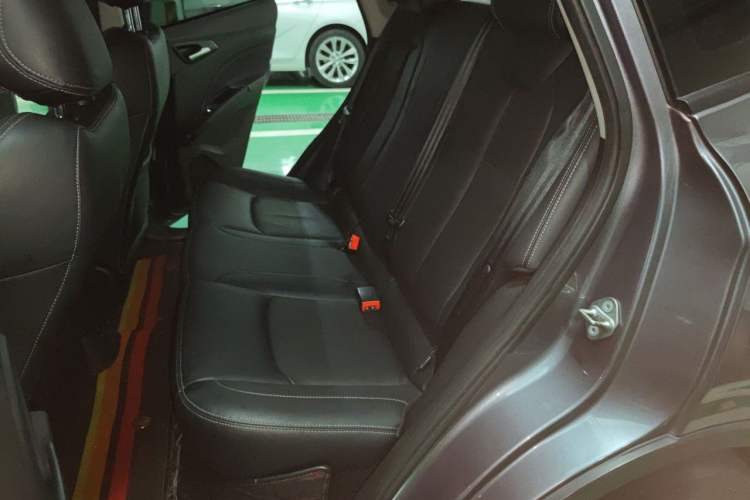 Used NETA V 2022 Chao 400 Lite Left Rear Seat