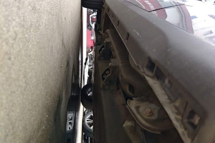 Used NETA V 2022 Pro Long-Range Smart Edition Left Side Sill