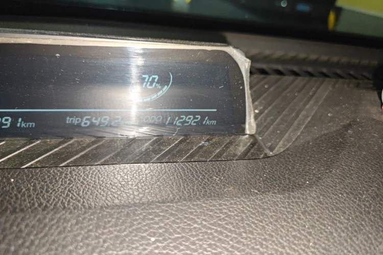 Used NETA V 2022 Pro Long-Range Smart Edition Odometer Close Up