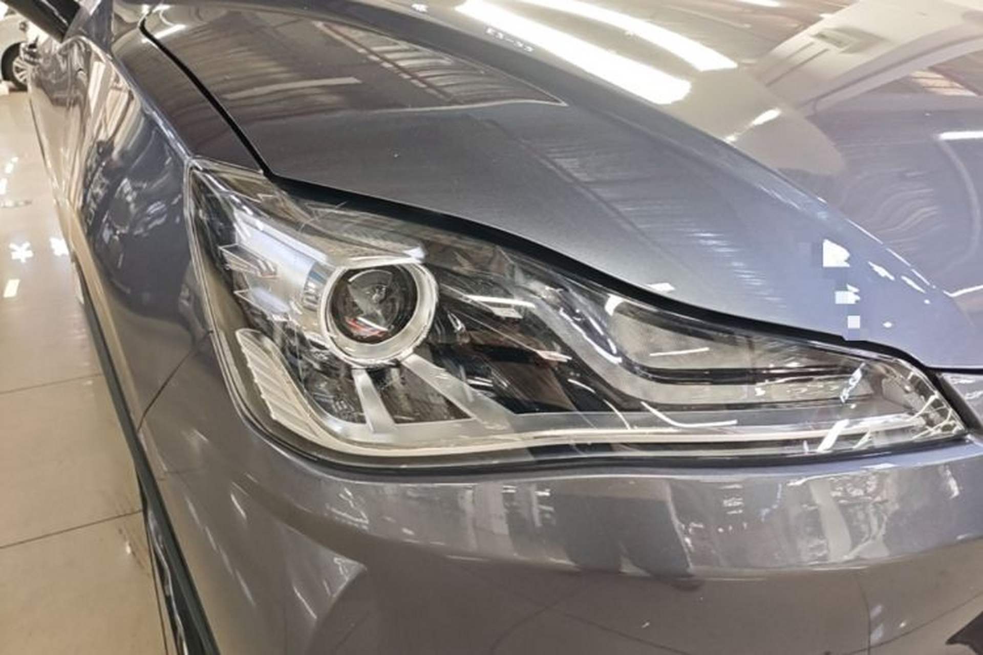 Used NETA V  Right Front Headlight