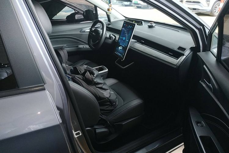Used NETA V 2022 Chao 400 Lite Right Front Seat