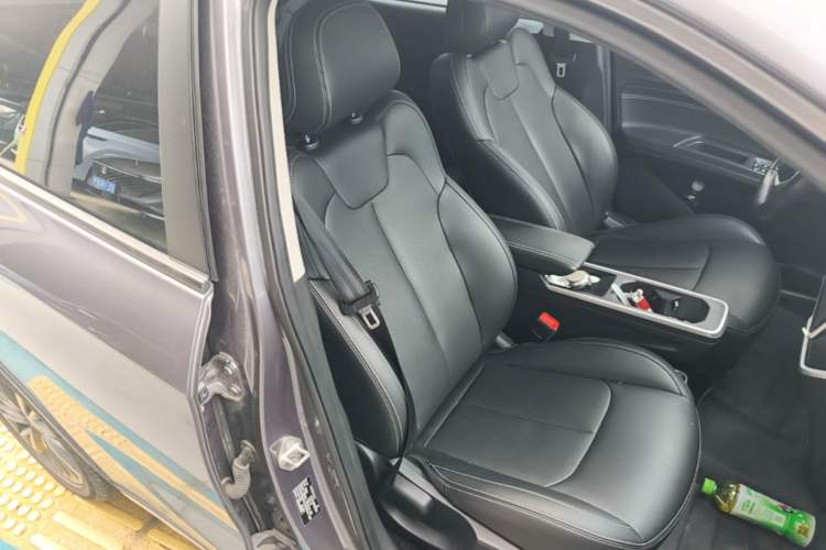 Used NETA V 2022 Chao 400 Right Front Seat