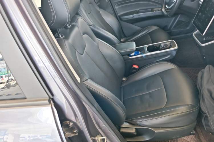 Used NETA V 2022 Chao 300 Industry Custom Edition Right Front Seat