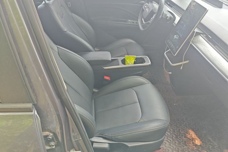 Used NETA V 2022 Chao 400 Lite Right Front Seat