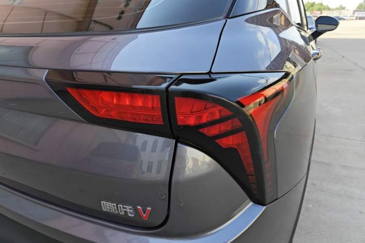 Used NETA V 2022 Chao 400 Industry Custom Edition Right Rear Taillight