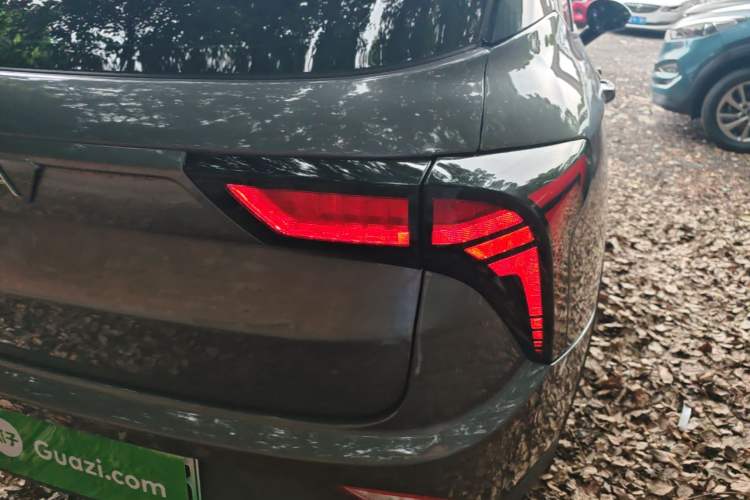 Used NETA V 2022 Pro Long-Range Smart Edition Right Rear Taillight