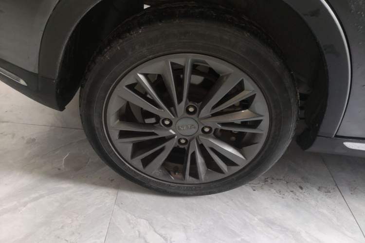 Used NETA V 2022 Pro Industry Custom Edition Right Rear Wheel Hub