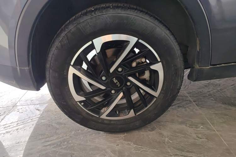 Used NETA V 2022 Long-Range Industry Custom Edition Right Rear Wheel Hub
