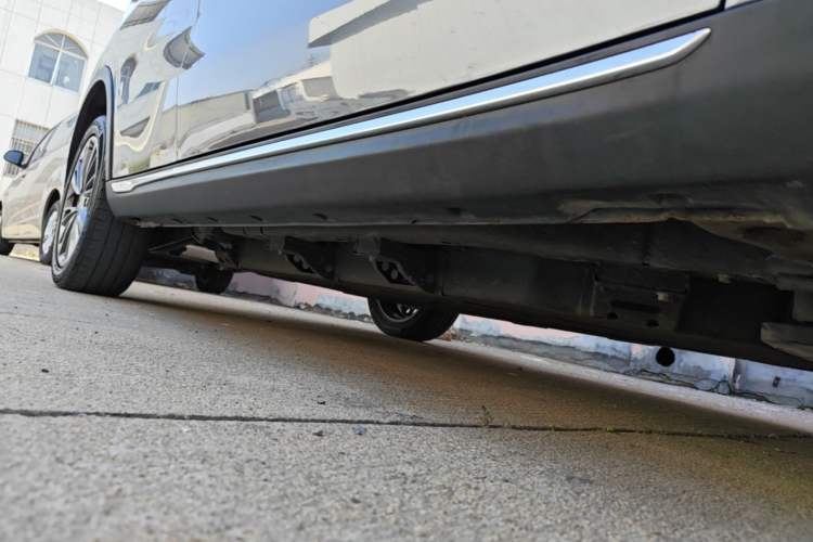 Used NETA V 2022 Chao 400 Industry Custom Edition Right Side Sill