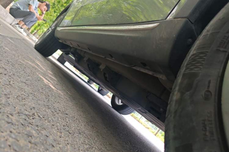 Used NETA V 2022 Chao 400 Lite Right Side Sill