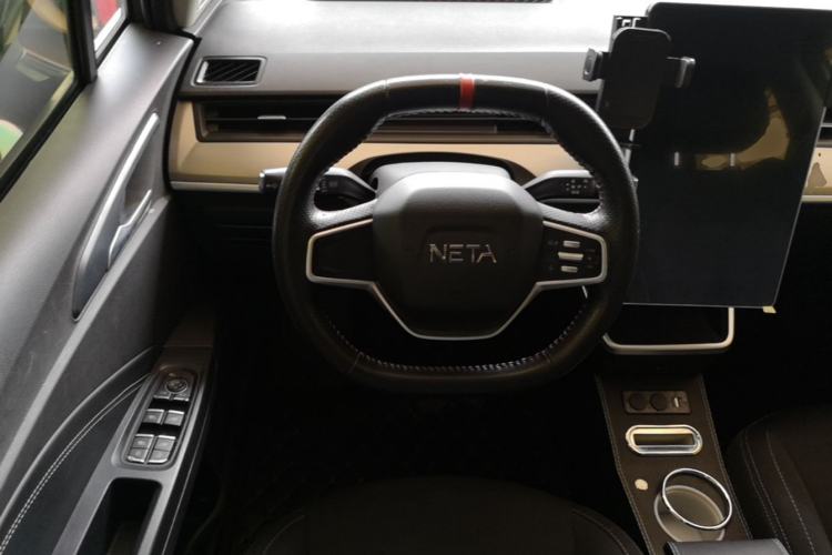 Used NETA V 2022 Standard Range Industry Custom Edition Steering Wheel