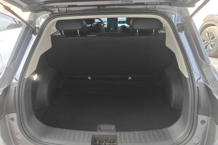 Used NETA V 2022 Chao 400 Lite Trunk
