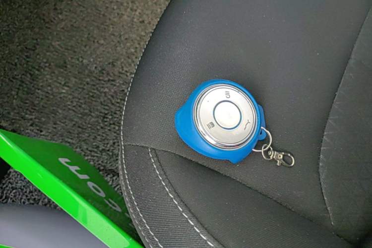 Used NETA V 2022 Chao 300 Lite Ternary Lithium Vehicle Key