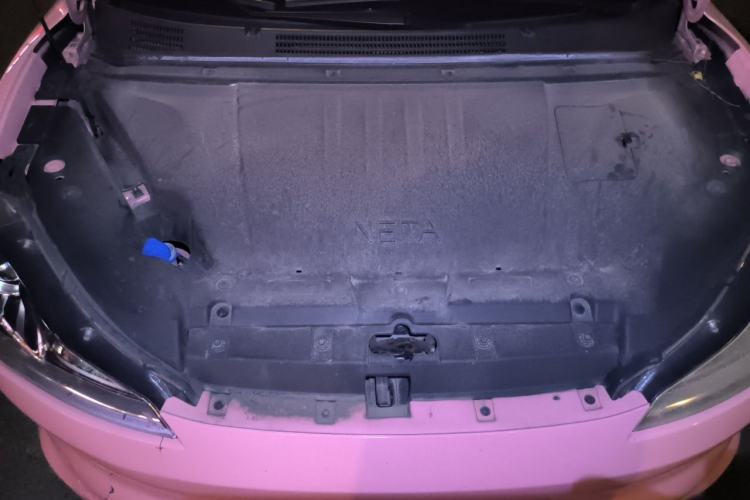 Used NETA V 2022 Chao 400 Lite Pink Custom Edition Engine Bay