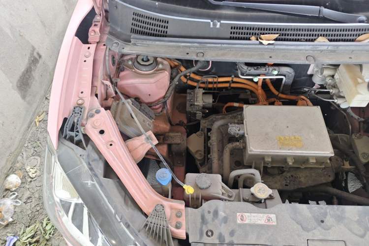 Used NETA V 2022 Chao 400 Lite Pink Custom Edition Engine Bay Right
