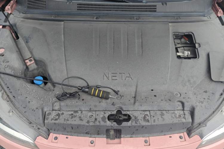 Used NETA V 2022 Chao 400 Lite Pink Custom Edition Engine Bay