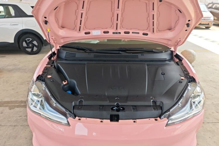 Used NETA V 2022 Chao 400 Lite Pink Custom Edition Engine Bay