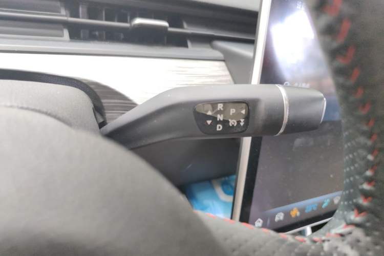 Used NETA V 2022 Chao 400 Lite Gear Lever