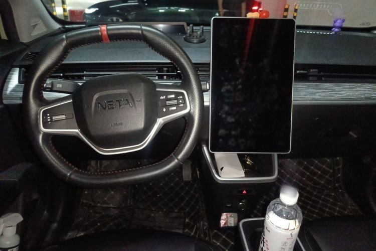 Used NETA V 2022 Chao 400 Lite Center Console