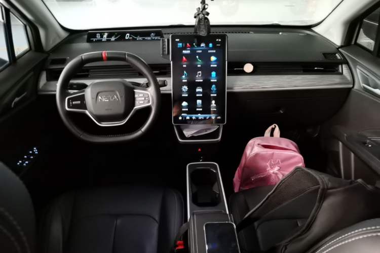 Used NETA V 2022 Chao 400 Lite Center Console
