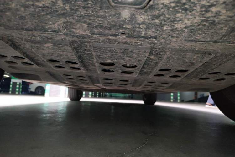 Used NETA V 2022 Chao 300 Lite Ternary Lithium Chassis Front