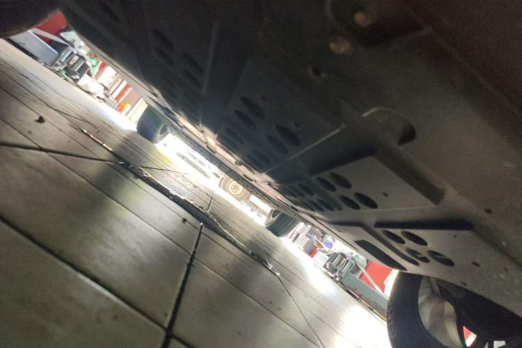 Used NETA V 2022 Standard Range Industry Custom Edition Chassis Front