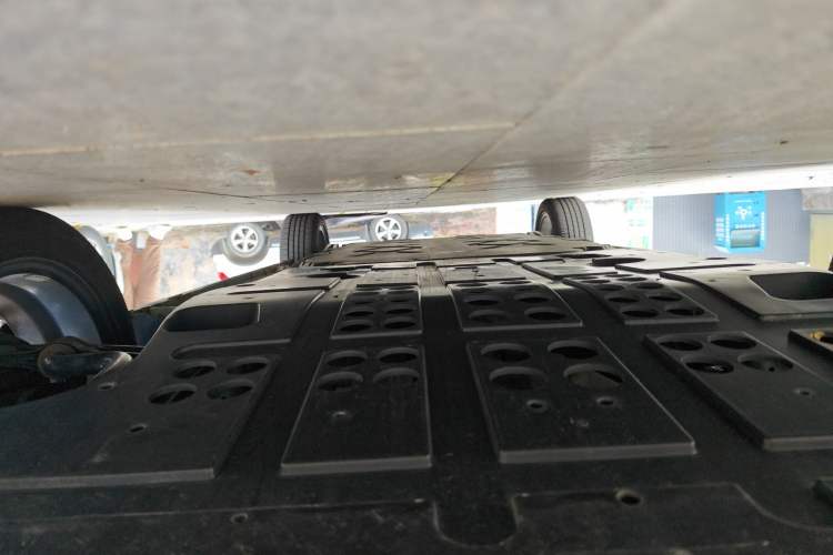 Used NETA V 2022 Chao 400 Lite Chassis Front